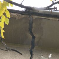 Заради напукан блок: Всички ли се евакуираха и къде ще живеят?