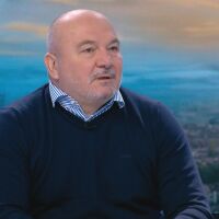 „Ще гръмне“: Любомир Дацов с мрачна прогноза за икономиката и доходите през 2026 г.         