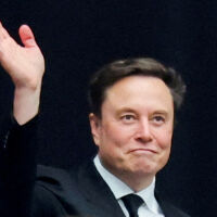 Илон Мъск: Бюрокрацията на ЕС бавно задушава Европа до смърт