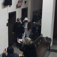 Четиримата, източвали над 7 тона гориво, остават в ареста 