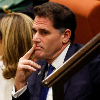 Израелският министър по стратегическите въпроси Рон Дермер подаде оставка