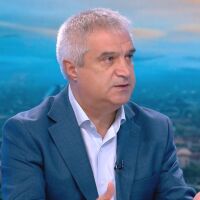 Румен Радев от АИКБ за бюджета: Ще се търси подкрепата на „Ново начало“. Такъв явно е бил оригиналният замисъл