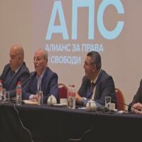 Ахмед Доган ще е почетен председател на АПС с оперативни функции