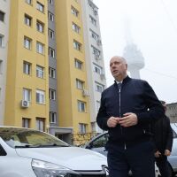 Росен Желязков обяви програма за саниране на еднофамилни къщи
