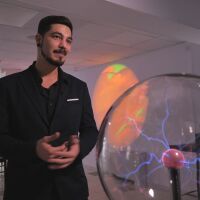 Когато науката срещне изкуството: Музей разказва за природни явления - чрез магията на светлината 