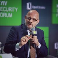 Радан Кънев: 16-годишният ми син беше задържан за 24 часа за около грам марихуана