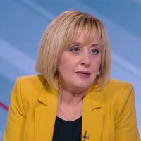 Мая Манолова за разширените платени зони за паркиране в София: В 7 страници доклад са прегазени 5 закона