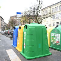 Започна подмяна на контейнерите за разделно събиране на отпадъци в София (СНИМКИ)