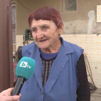 "Нещо малко - свинско, банани, сладко": Борисов предложил 120 лв. надбавки заради "една баба" в репортаж на bTV