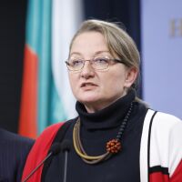 Отделят 64 милиона лева: 536 000 пенсионери ще получат по 120 лева за Коледа