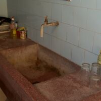 "Трима живеем в една стая, с една пенсия": Майка губи съпруга си, 12-годишната им дъщеря получава инсулт 