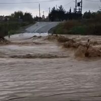 Бури и наводнения в Гърция нанесоха значителни щети и свлачища (ВИДЕО)