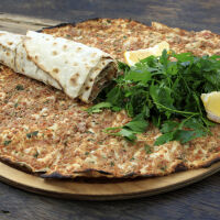 25 души са хоспитализирани в Истанбул заради предполагаемо хранително отравяне