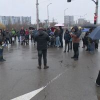 Протестиращи блокираха столичния мост „Чавдар“ срещу разширяването на зоните за платено паркиране