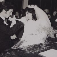 „Не сключват брак. Ще им кажа, че са глупаци“: Каква е тайната на 50 г. щастлив семеен живот