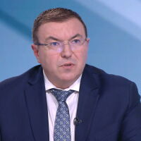 Костадин Ангелов