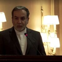 Абас Арагчи: Няма проблеми с новия върховен лидер на Иран, изпълнява задълженията си