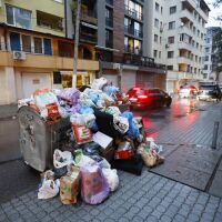 Столична община удължи договорите за сметопочистване в 9 района