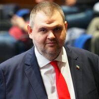 Пеевски: Подкрепям напълно предложението на ГЕРБ за 120 лева коледни добавки за пенсионерите