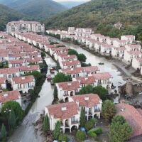 Водата в „Елените“ все още не е годна за пиене и готвене