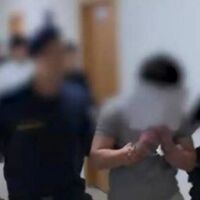 Ученици ограбвали и изнасилвали учителката си в продължение на месеци