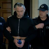 Руснакът, разследван за взрива в Бейрут, остава в ареста