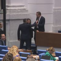 Депутати от "Възраждане" и "ДПС-Ново начало" почти се сбиха в парламента (ВИДЕО)