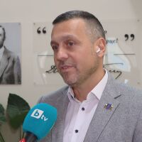 Кметът на Елин Пелин: „Пакост или лакомство“ всъщност е „диабет или затвор“