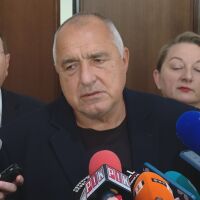 Бойко Борисов: Оставка не се гласува, днес подписваме коалиционното споразумение