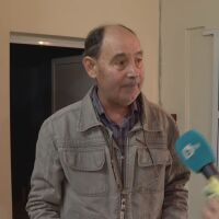 Пчелният восък не се усвоява от организма, но попива и обира радиоактивния фон в нас