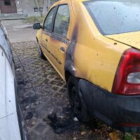 „Системно ни палят колите“: Жители на столичен квартал живеят в страх (СНИМКИ)