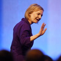 Крайната левица готви въоръжен бунт в САЩ? Лиз Тръс предупреждава, че в Щатите "става все по-зле" (ВИДЕО)