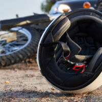 Трима мотористи са в болница след катастрофа във Врачанско