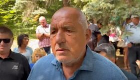 Борисов: Всички дружно помагат на Илияна Йотова да спечели. Трябва ли да пусна партията в решен мач? (ВИДЕО)