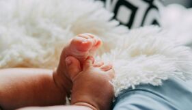 Почина двумесечно бебе в Карлово, започна разследване по случая