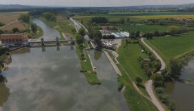 По водния път на Чехия: 60 км канала „Бата“ - история, природа и... приключения