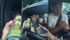 22-годишният шофьор, сниман с райски газ в автомобила, е задържан
