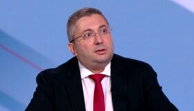 Николай Нанков за мантинелите:  Няма поръчка за 1 млрд. евро. Има за 490 млн. и тя не е спряна