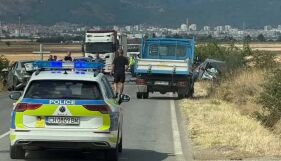 Тежка катастрофа между три автомобила, двама души са загинали