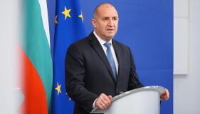 Радев: Правителството разработва мерки за подкрепа заради покачването на цените на горивата