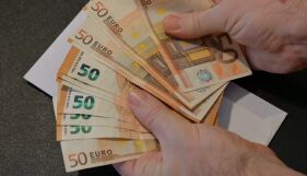 За семействата с деца: От 200 до 600 евро данъчни облекчения за разходи за спорт и учене