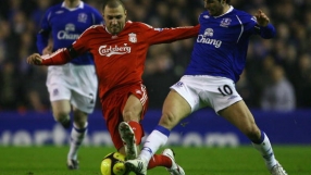 Бивш играч на Ливърпул и Наполи арестуван по подозрение в кражба в магазин