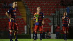 Христо Стоичков почете Йохан Кройф в приятелски мач (ВИДЕО)