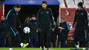 Меси и Суарес в битка с летящ дрон (ВИДЕО)