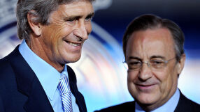 Скандал в Испания: Флорентино Перес опитал да затвори рефер в съблекалня