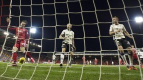 Нападател на 