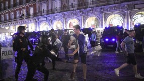 Испанската полиция нападна феновете на 