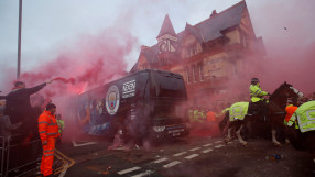 Клоп нарече идиоти феновете на 