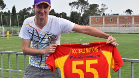 Футболна одисея: Мачове в 55 страни за един сезон