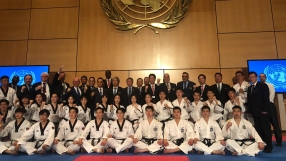 Таекуондистите и Слави Бинев вилняха в централата на ООН